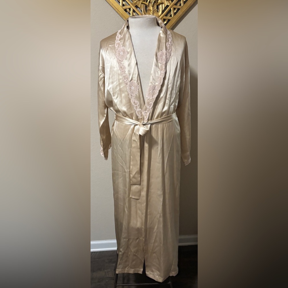 Vintage 90s Victoria's Secret Gold 100% Silk Robe with Pockets Size M